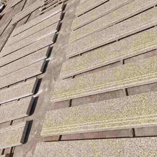 新余 黄金麻花岗岩光面楼梯踏步