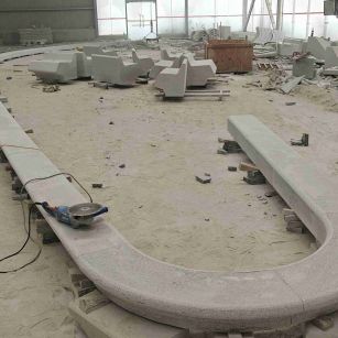 新余 芝麻白花岗岩弧形花坛石，坐凳石