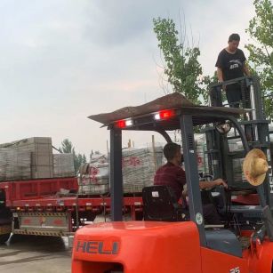 新余 黄金麻冰裂纹，地铺石装车