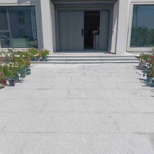 新余 芝麻白花岗岩地铺石地面铺装