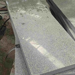 新余 芝麻白栏杆料半成品