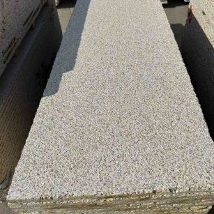 新余 黄金麻花岗岩荔枝面毛板，半成品