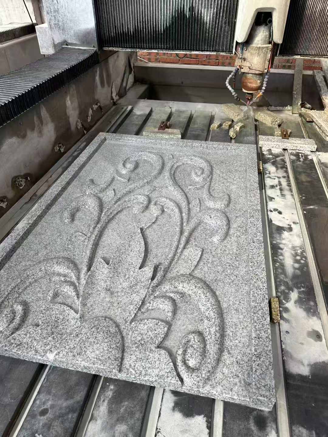 新余 白麻别墅干挂雕花板