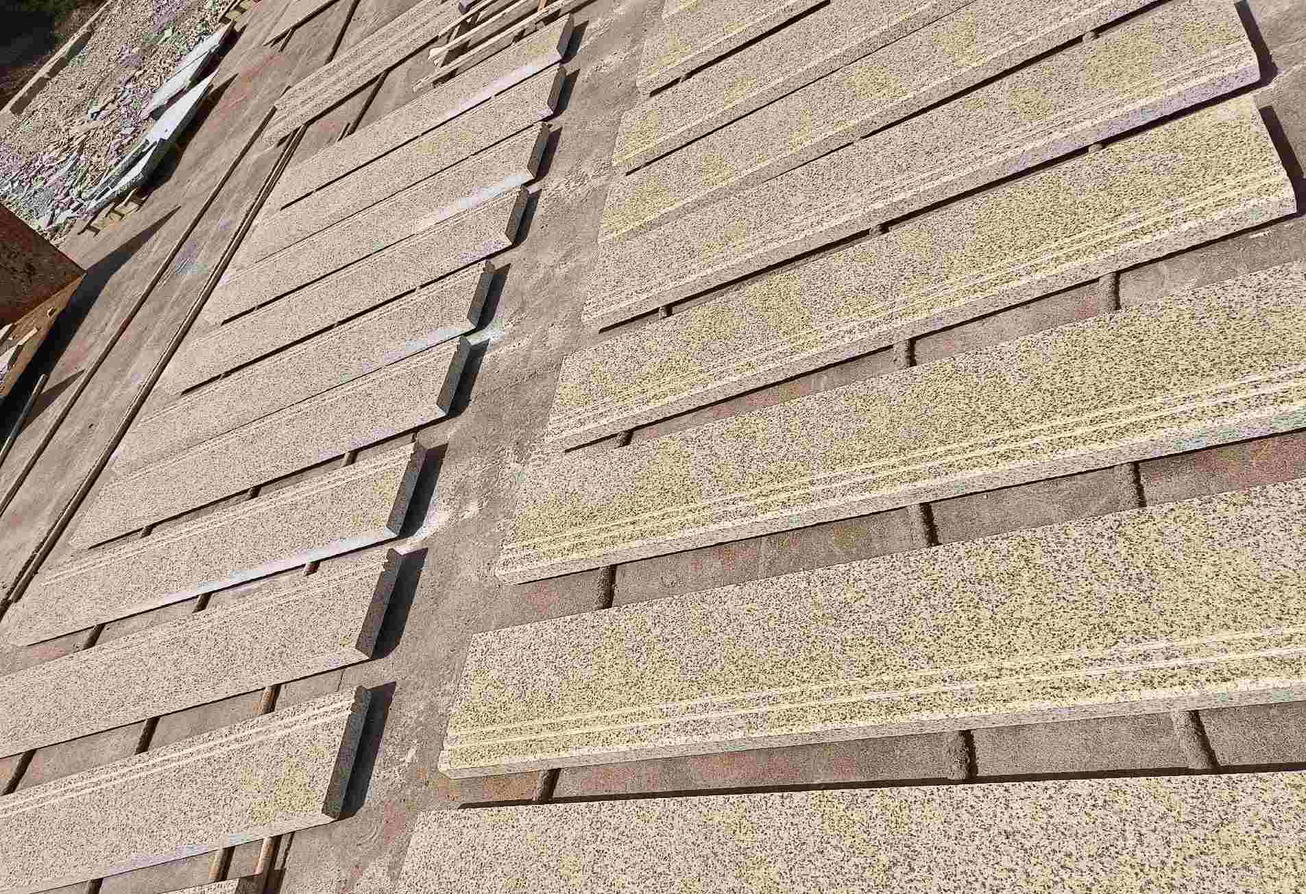 新余 黄金麻花岗岩光面楼梯踏步