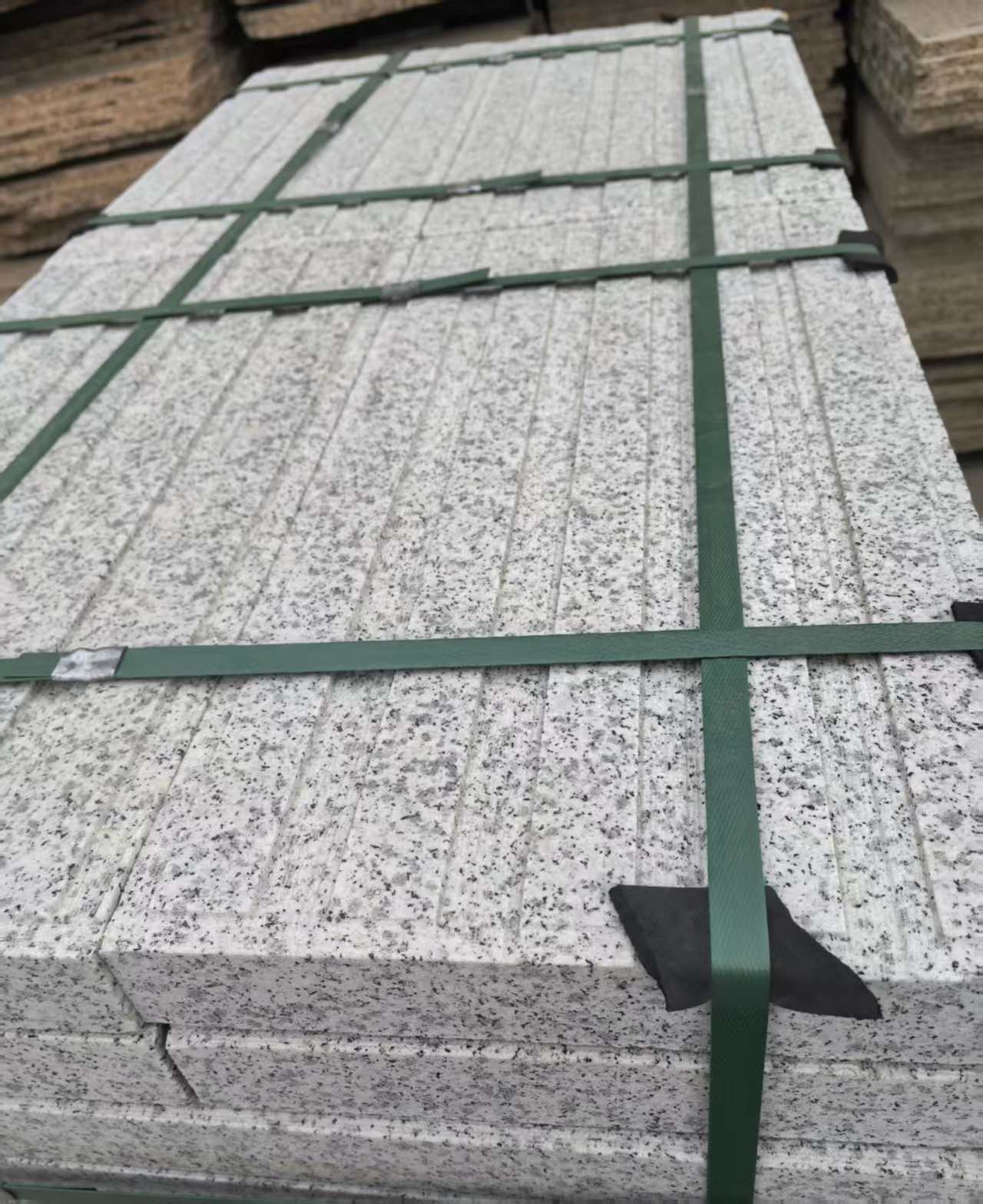 新余 白麻花岗岩直行盲道石，盲条，地铺石