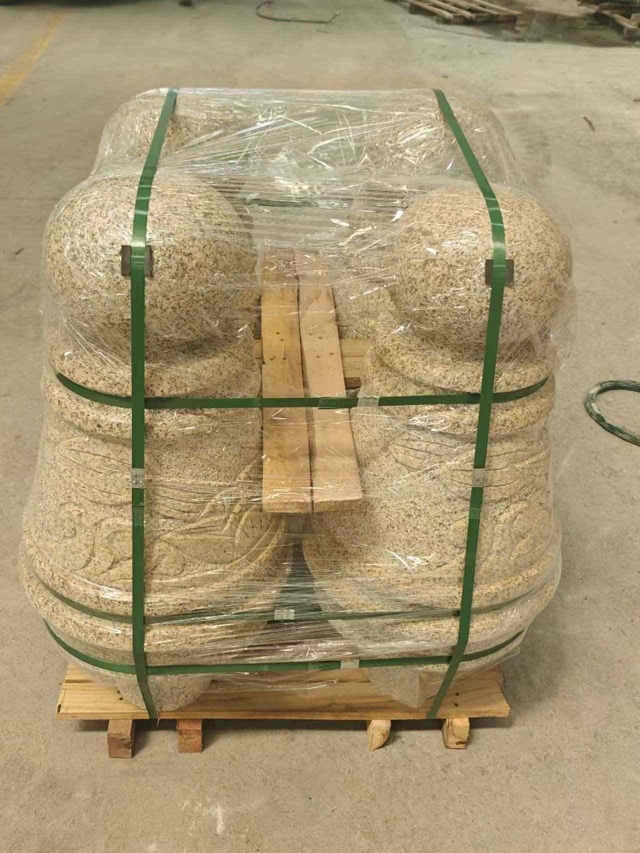 新余 黄金麻异形定制雕花——棒棒糖挡车柱