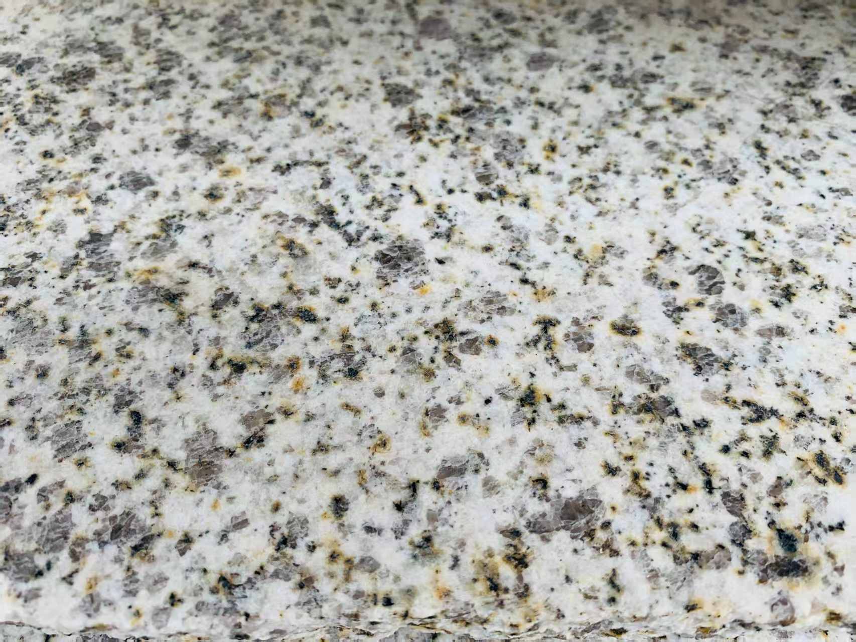 新余 黄金麻花岗岩石材浅黄光面