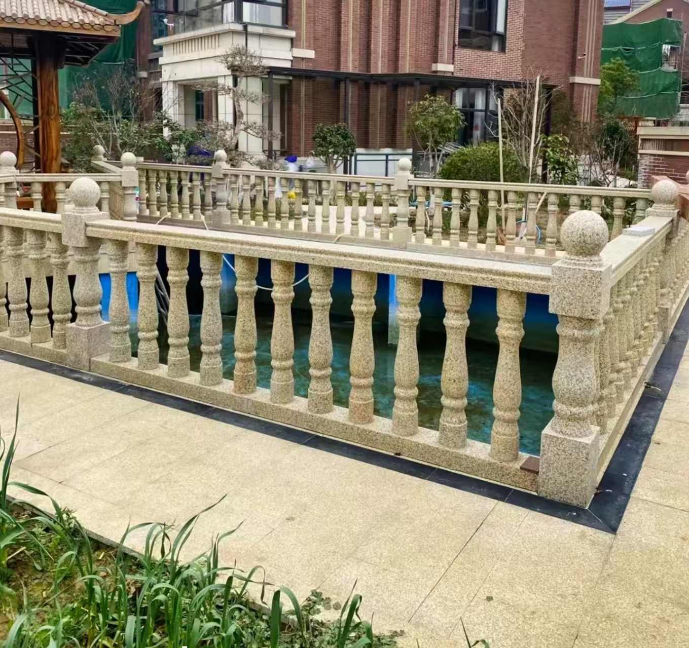 新余黄金麻花岗岩石材栏杆，扶手，将军柱，花瓶柱