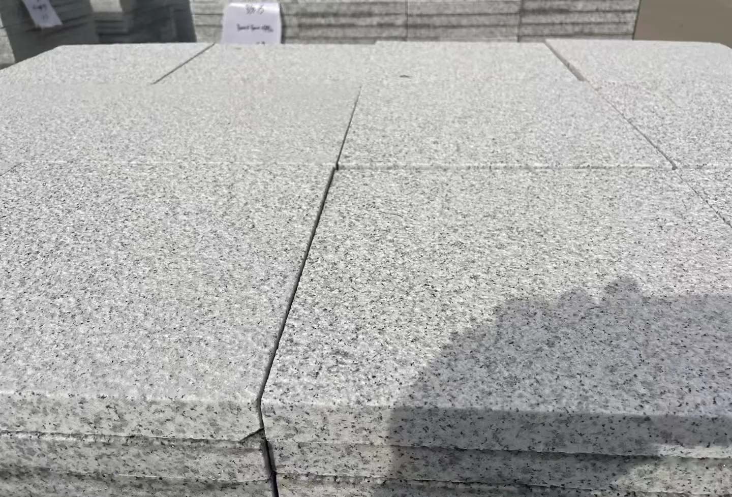 新余 白麻花岗岩石材推荐 荔枝面地铺石
