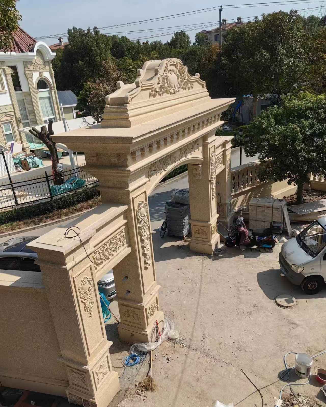 新余 黄金麻荔枝面花岗岩别墅门楼