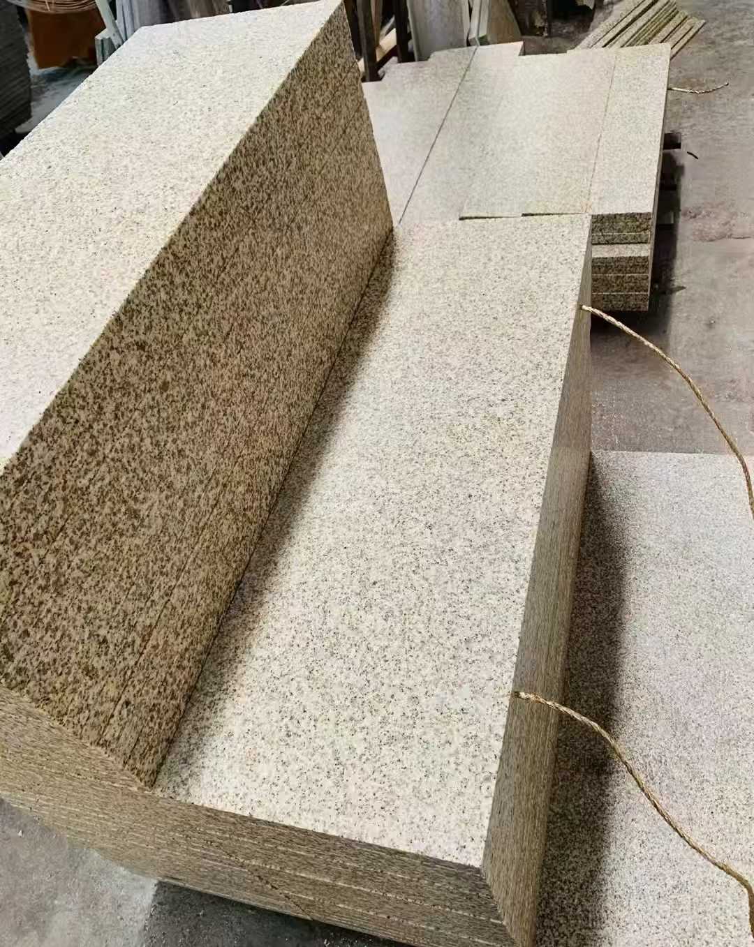 新余 黄金麻荔枝面外墙干挂成品