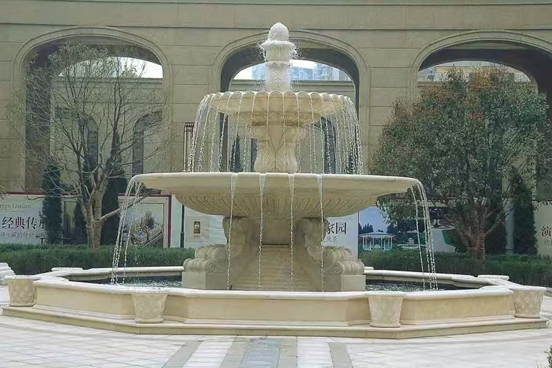 新余 黄金麻花岗岩异型加工——户外庭院石雕流水喷泉