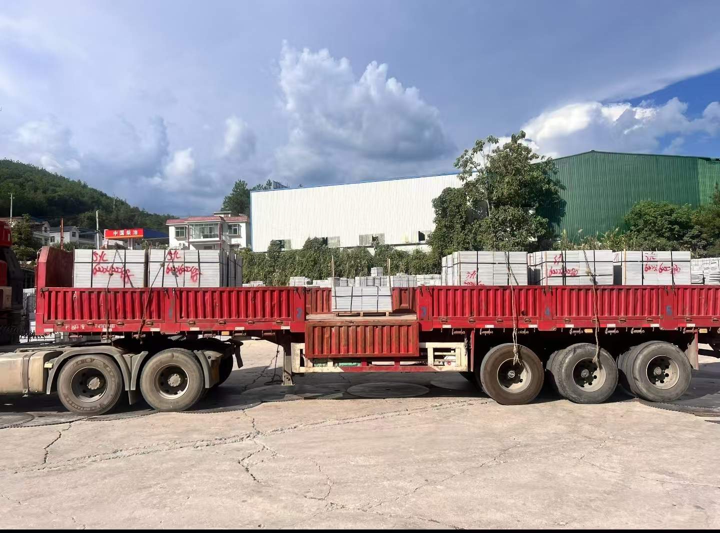 新余 芝麻灰花岗岩地铺石出货日常